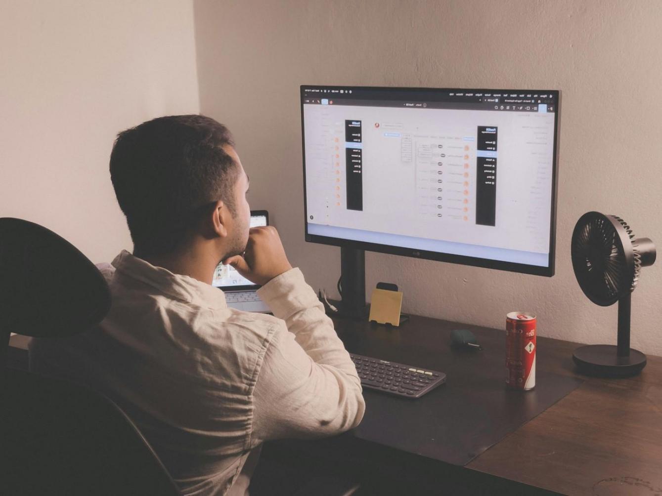 threnovalixq Büro Leipzig